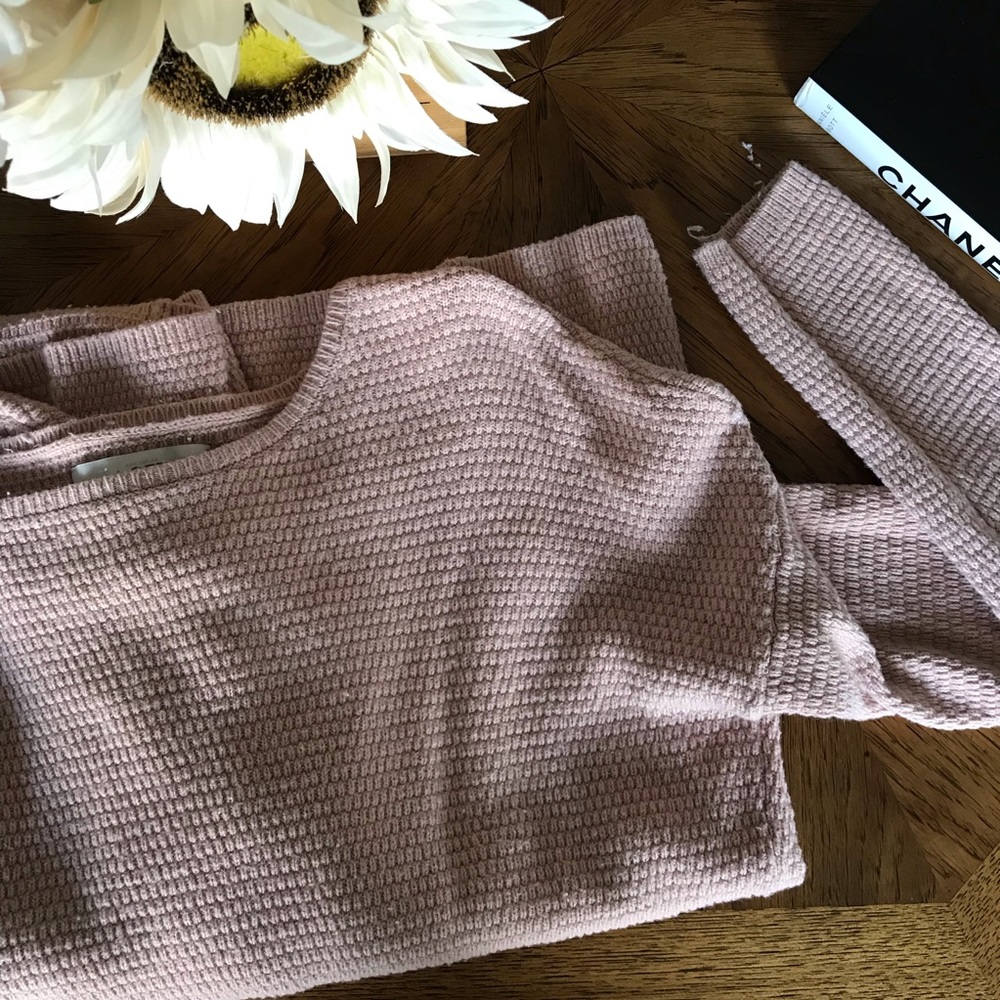 Dusty rose sweater